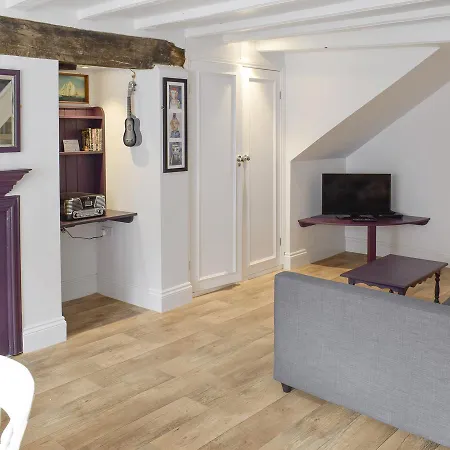 Nyaraló Crystal